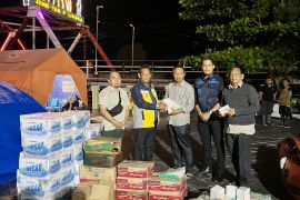 Paman Birin kirim bantuan untuk terdampak banjir di Hulu Sungai Utara