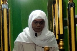 Khatib Ustadz Marzuki ingatkan kaum Muslim jangan turuti hawa nafsu