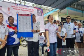 Angela Tanoesoedibjo dorong kemandirian masyarakat Surabaya