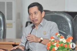 DPRD HSS sarankan penyelesaian RTRW terkait pembangunan kantor bupati