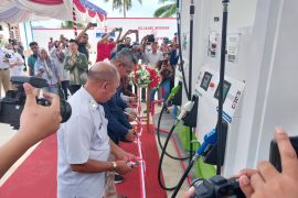 Warga harapkan  pasokan BBM di Pulau Gebe terpenuhi