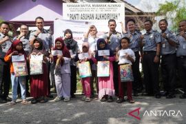 Semarak Hari Bhakti Imigrasi ke -74, Kantor Imigrasi Pangkalpinang gelar bakti sosial