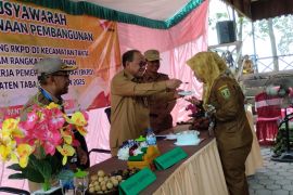 Kalsel kemarin, sosialisasi bayaran tambahan penghasilan hingga sembako di Tanbu