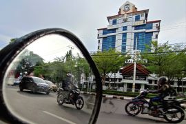 Pemkot Makassar siap evaluasi pajak tempat hiburan sebesar 40-75 persen