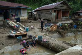 Korban Banjir Bandang butuhkan air bersih Page 4 Small