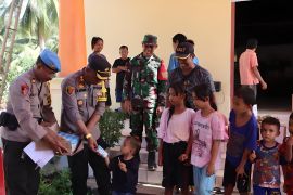 Polres Tojo Una-una lakukan trauma healing bagi anak korban banjir