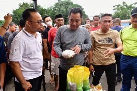 Pemprov Sulsel gelar pasar murah di Bone guna kendalikan inflasi