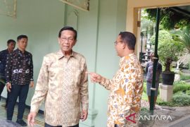 Capres Anies kunjungi Sultan HB X untuk minta restu