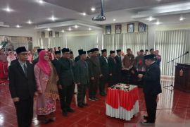 Bupati Agam lantik 15 pejabat pimpinan tinggi untuk menambah pengalaman