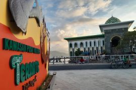 Pengunjung diminta jaga fasilitas pusat kuliner  rempah di Ternate