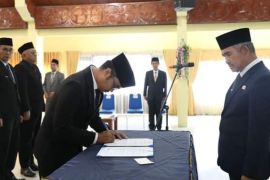 Wali Kota Tarakan Melantik Pejabat Pimpinan Tinggi Pratama