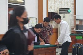 Hakim jebloskan pengedar sabu ke dalam bui selama 8 tahun