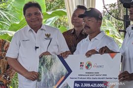 Menko Perekonomian serahkan  dana PSR Rp7,38 miliar di Sumut