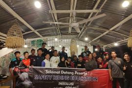 Edukasi Safety Riding panguyuban HWBC
