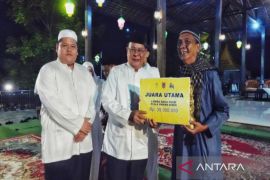 Penyair asal Bekasi raih juara lomba baca puisi nasional Piala "Paman Birin 2"