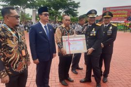 ANTARA Sumsel peroleh penghargaan Hari Bhakti Imigrasi ke-74