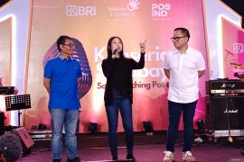 Wamenparekraf kagumi jejak sejarah di Pos Bloc Surabaya