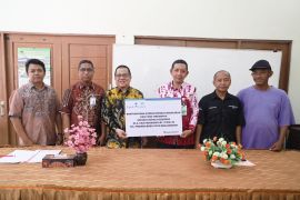 Bank Kalsel bantu korban kebakaran di Kelayan Besar 2