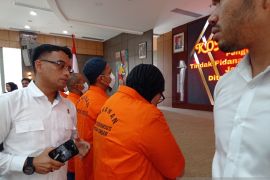 Polda Sumbar ungkap kasus penerbitan Surat Utang Negara palsu