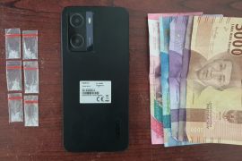 Nyambi jualan sabu, oknum Satpol PP Bathin Solapan diciduk polisi