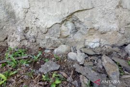Petir sambar rumah pejabat BPBD Mukomuko