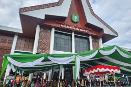 Harisson ajak ASN tingkatkan kontribusi dalam pembangunan