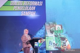 Kementerian PPN sebut pemanfaatan teknologi solusi atasi sampah