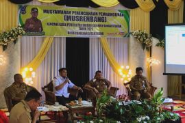 Ketua DPRD HSS siap perjuangkan usulan musrenbang Kecamatan Angkinang