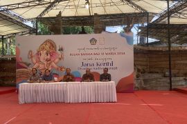 Disbud hadirkan lomba "stand up comedy" Bahasa Bali saat bulan bahasa