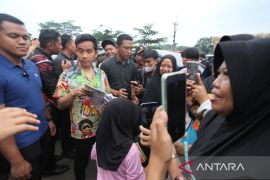 Gibran merasa heran masih ada wilayah "blank spot" di Kabupaten Bogor