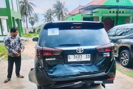 Tiga mobil rombongan "Amin" tabrakan beruntun di Sumenep