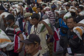 Kehadiran negara pada persoalan kesejahteraan rakyat