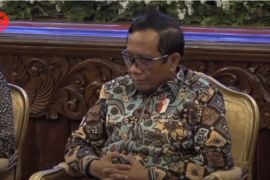 Mahfud mengumumkan mundur dari Kabinet Jokowi
