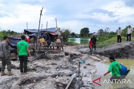 Rusak aset Pemkot Pangkalpinang, aktivitas tambang ilegal di Air Mawar di razia Satpol PP