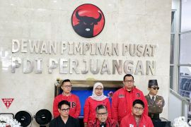 Hasto kesal bendera PDIP diturunkan di Gunungkidul D. I. Yogyakarta