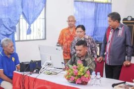 Pemkot Ambon jemput bola lakukan perekaman e-KTP warga binaan lapas