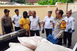 Polisi Situbondo tetapkan tersangka penyelundupan pupuk bersubsidi