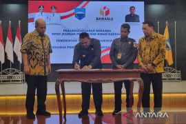 Pemkab Manokwari hibahkan dana Rp19 miliar kepada Bawaslu