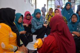 Ketua TP PKK Provinsi Riau motivasi keluarga beranak penderita kanker