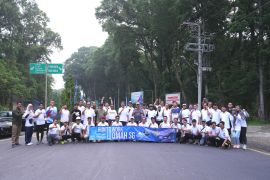 Semen Gresik budayakan gaya hidup sehat melalui "Run to Work"