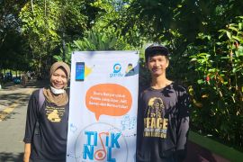 Gusdurian Pontianak berikan pendidikan politik melalui Gardu Jalanan