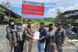 Cemari lingkungan, Pemkab Bekasi segel usaha peleburan aluminium