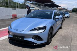 BYD bakal resmikan delapan showroom
