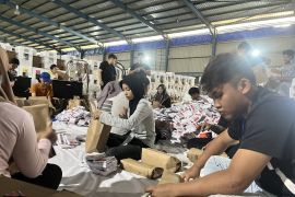 KPU Batam musnahkan surat suara rusak pada H-1 pemilu