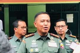 Kodam Udayana bersama masyarakat gencar tanam pohon untuk jaga alam