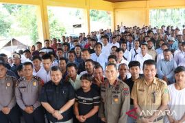 Jelang Pemilu serentak, ini pesan Bupati Tapsel kepada 445 Satlinmas