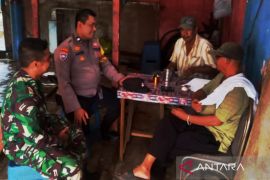 Bhabinkamtibmas dan Babinsa Banjarmasin berikan pesan kamtibmas jelang pemilu