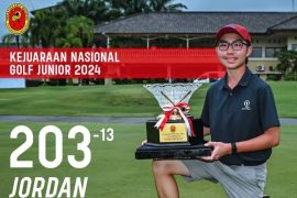 Jordan Indra kembali juara kejurnas golf junior dan cetak rekor