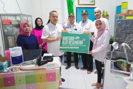 Bulan K3, TTL beri bantuan alat kesehatan