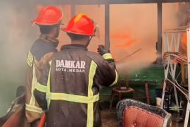 Damkarmat Medan minta warga periksa instalasi listrik rumah secara berkala